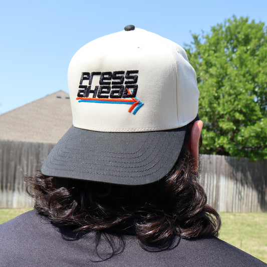 PRESS AHEAD Arrow Hat (Natural/Black)